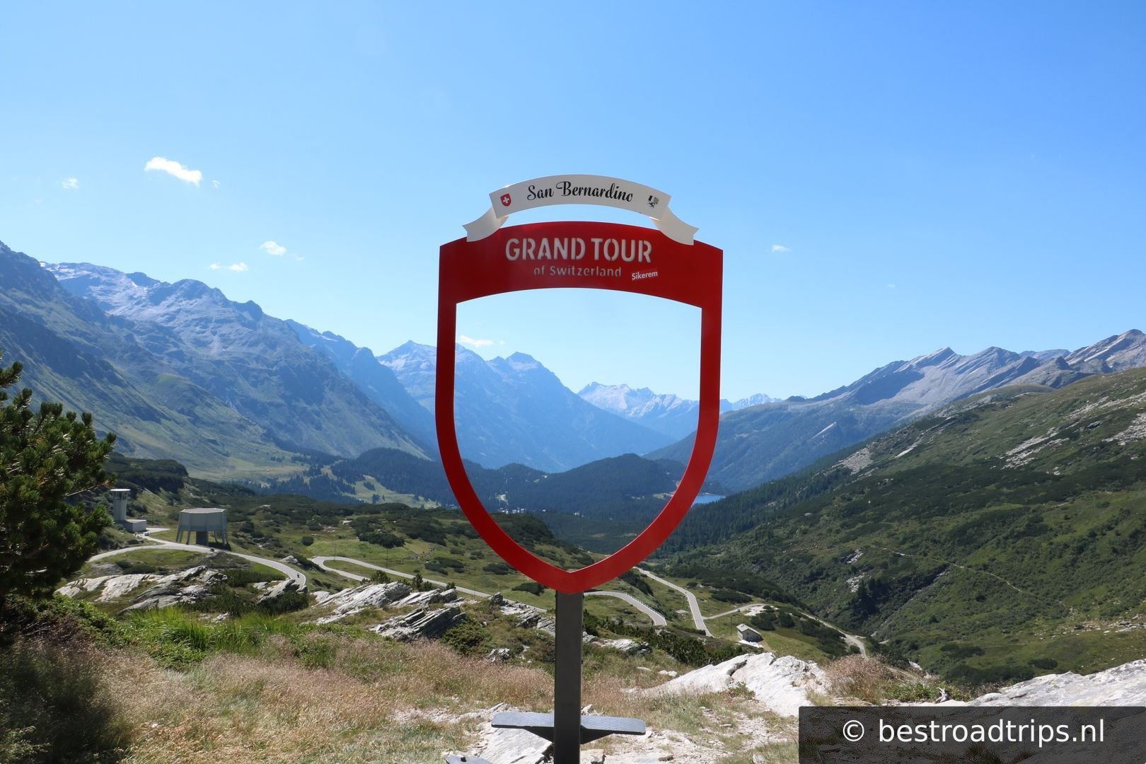 Grand tour Sign